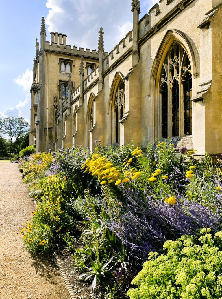 Cambridge, 9 to 5